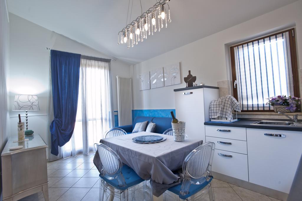 Casavacanze Azzurro Mare Apartment Porto SantʼElpidio Стая снимка